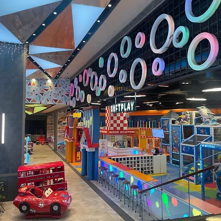 Luxury 2br Terrace&sea View + Shopping Mall Apartment *