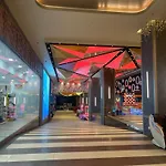 Apartment Luxury 2br Terrace&sea View + Shopping Mall *